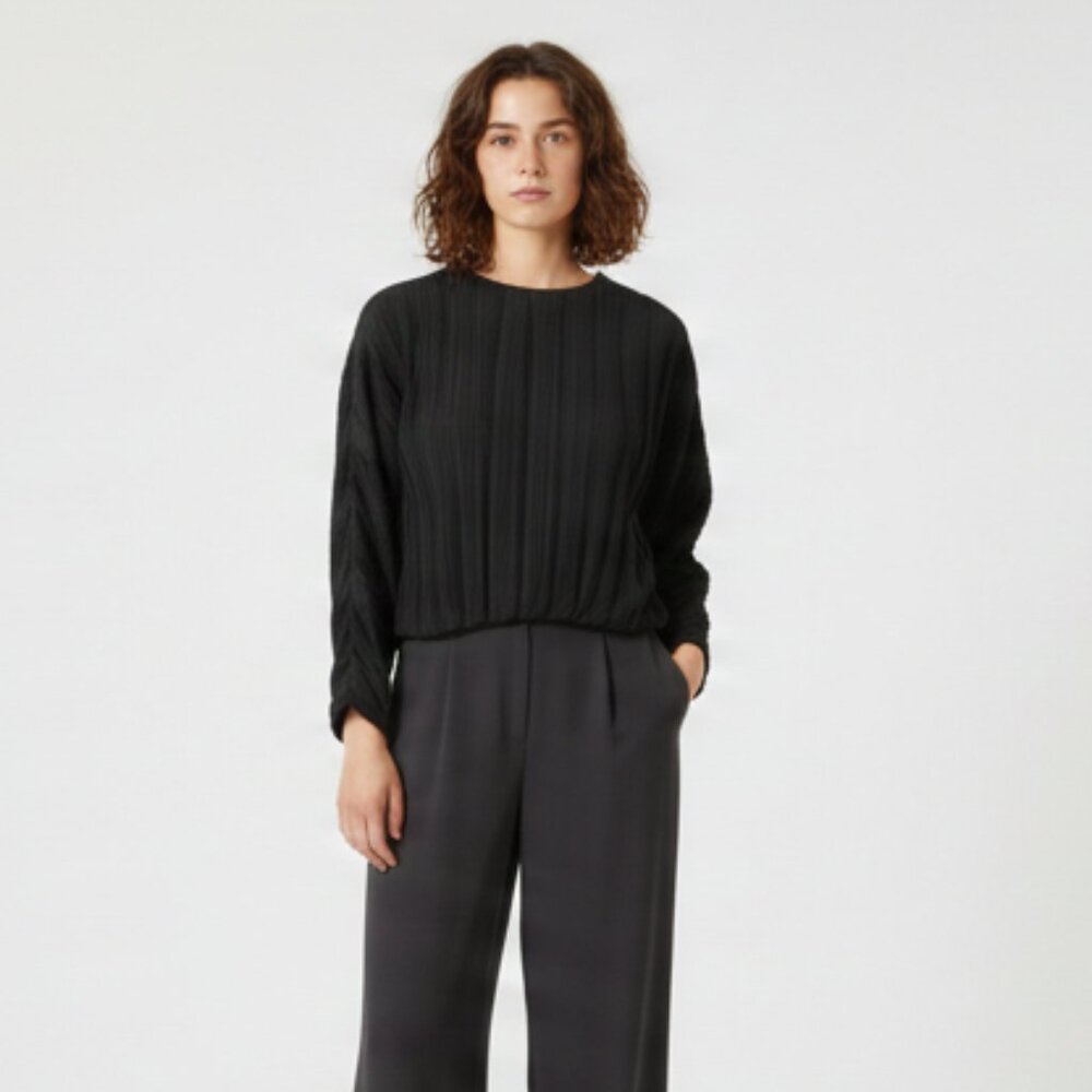 Pamela Milano Blouse Women's Pinch Pleated Black Taffeta Size S NWT